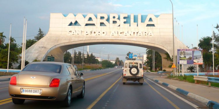 Detienen a 3 individuos en Marbella por realizar “hurtos al descuido” 1 marbella malaga costa del sol