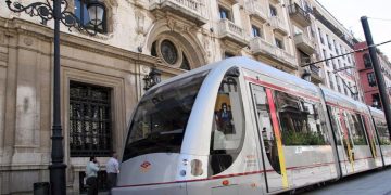 Los bonos transporte se convierten en la mejor opción de movilidad para los sevillanos