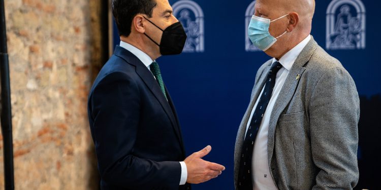 Moreno Bonilla potencia la universidad online privada vinculada a Imbroda enterrando a la pública 1 Moreno Bonilla Javier Imbroda