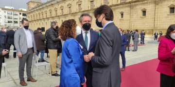 Espadas avisa de que Moreno Bonilla «no hace ascos» a la ultraderecha