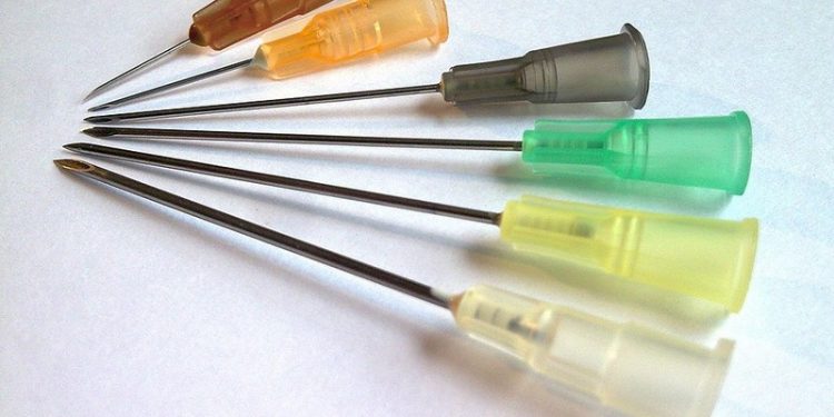 Operación de la Policía Nacional y la Guardia Civil contra el dopaje en el mundo del físico-culturismo 1 agujas hipodermicas doping