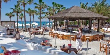 Los chiringuitos andaluces encaran con optimismo la ola de calor