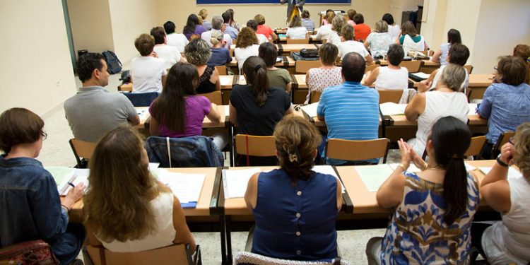 Los profesores de Religión protestarán en defensa de sus puestos de trabajo 1 clase de religion