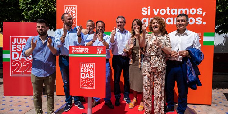 Espadas se centra en los jóvenes para que el PSOE vuelva a gobernar en Andalucía 1 Espadas pide voto a los jóvenes