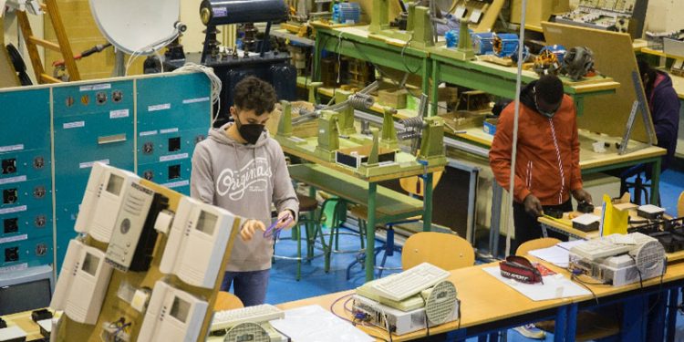 Andalucía ofertará más de 150.000 plazas de FP para el próximo curso 1 oferta formacion profesional andalucia