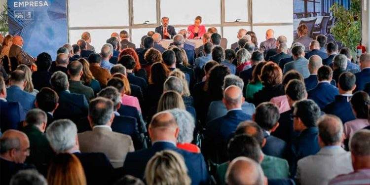 javier lamban psoe aragon acto empresarios