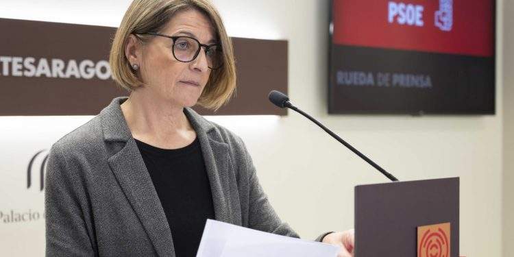 El Gobierno de Azcón es acusado por el PSOE de utilizar a los menores migrantes como piezas en su lucha política