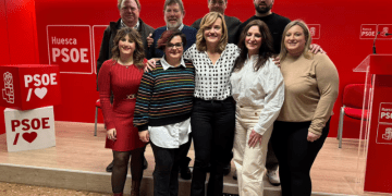 Alegría se da un baño de masas en Huesca