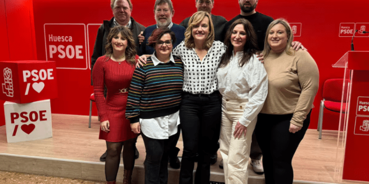 Alegría se da un baño de masas en Huesca 1 Alegría se da un baño de masas en Huesca