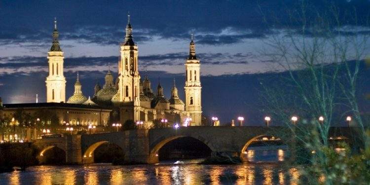 Siguen los pasos para rehabilitar las torres de la Basílica del Pilar