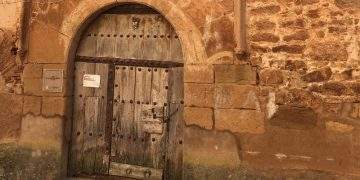 La restauración de la casa-hospital de Torrelapaja, a debate