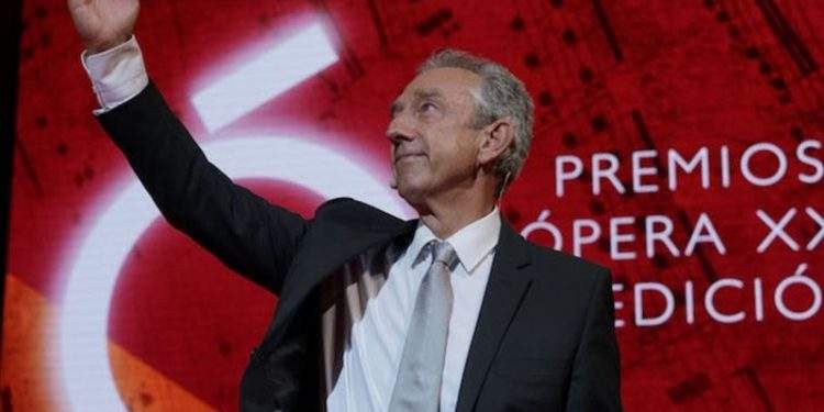 Kase.O, Carlos Chausson y el Colectivo Llámalo H, Medalla de Oro a las Bellas Artes