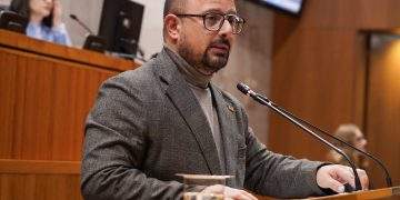 Las Cortes de Aragón aprueban la propuesta del PAR sobre la Hacienda Foral y la financiación territorial