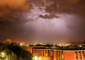 El calor persiste en Aragon maximas de hasta 28 C se esperan este miercoles