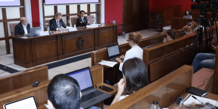 La inmigración, "clave" en la expansión económica de Aragón 1 La inmigración, «clave» en la expansión económica de Aragón