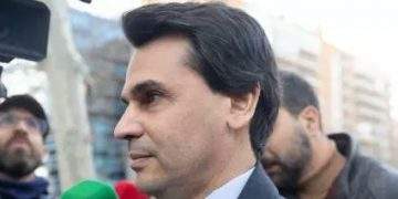 Alberto González Amador, pareja de Ayuso, bajo la lupa judicial por delitos fiscales y falsedad documental