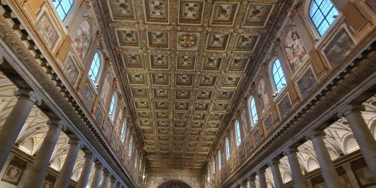 El papa Francisco será enterrado en la Basílica de Santa María la Mayor, cumpliendo su deseo de una despedida humilde 1 El papa Francisco será enterrado en la Basílica de Santa María la Mayor, cumpliendo su deseo de una despedida humilde