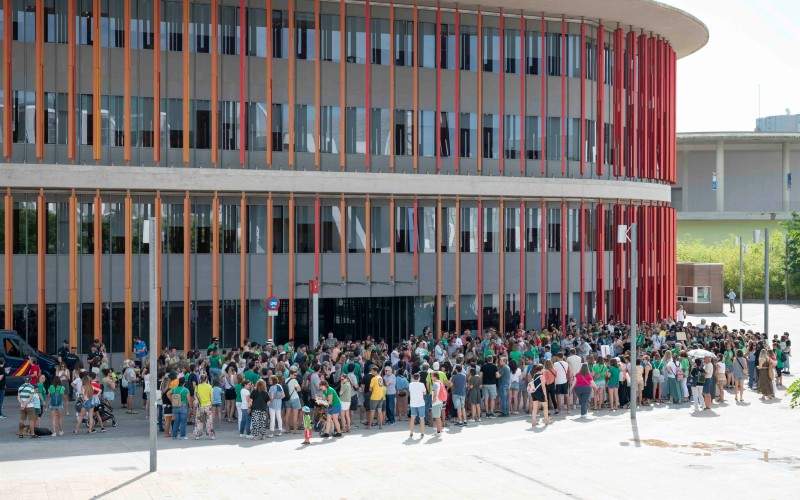 El PSOE exige una aclaración sobre el recorte de 500 profesores en Aragón