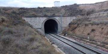 Nuevo paso para que la electrificación de la línea Sagunto-Zaragoza sea una realidad