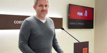 Urquizu: «Estamos muy preocupados por la educación en Zaragoza»