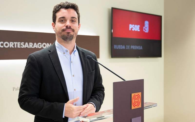 Frenar los recortes en sanidad y educación, objetivo de 52 propuestas del PSOE para Aragón