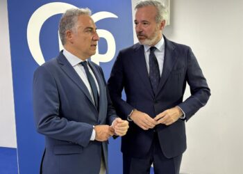 Vox destituye a su asesor tras las presiones del PP por comentarios extremistas