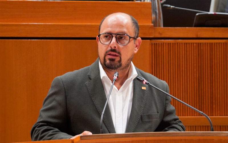 Izquierdo reclama al Gobierno de Aragón medidas incentivar la inversión de grandes empresas en la provincia de Teruel