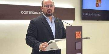 Izquierdo afea al ministro Urtasun por sus palabras sobre los bienes de Sijena y le exige explicaciones y disculpas