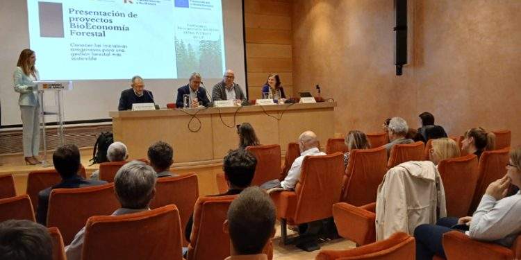 Una gestión forestal más sostenible, a través de cuatro proyectos coordinados en Aragón 1 Una gestión forestal más sostenible, a través de cuatro proyectos coordinados en Aragón