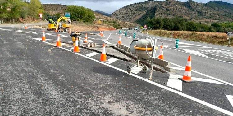El Gobierno de España invierte 14,8 millones de euros en la conservación de carreteras de Huesca 1 El Gobierno de España invierte 14,8 millones de euros en la conservación de carreteras de Huesca