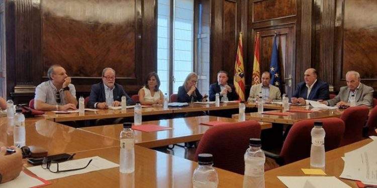 El informe del Consejo Económico y Social revela el crecimiento de la economía aragonesa