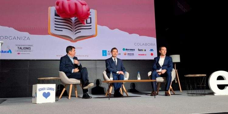 España Reafirma su Compromiso con la Equidad Educativa en el Congreso Mundial EDUCA 2025 1 España Reafirma su Compromiso con la Equidad Educativa en el Congreso Mundial EDUCA 2025