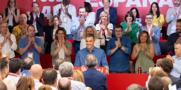 Sánchez llama a la unidad en el PSOE con Page y Lambán como críticos
