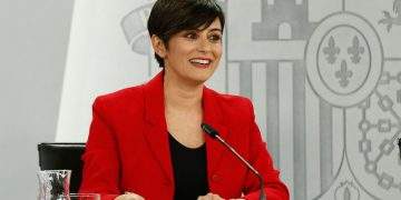 El Gobierno impulsa la eliminación de los visados de residencia por inversión inmobiliaria