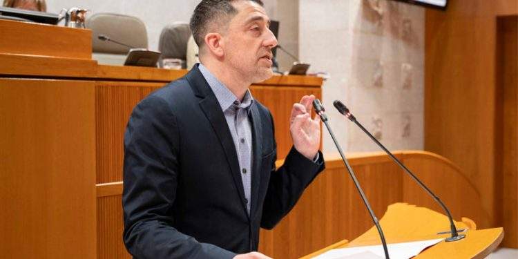 El PSOE de Aragón lamenta las mentiras y engaños de Azcón en gestión sanitaria