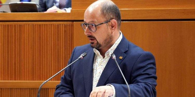 El PAR mira fuera de nuestras fronteras ante la falta de personal sanitario en Aragón 1 izquierdo par hacienda aragon