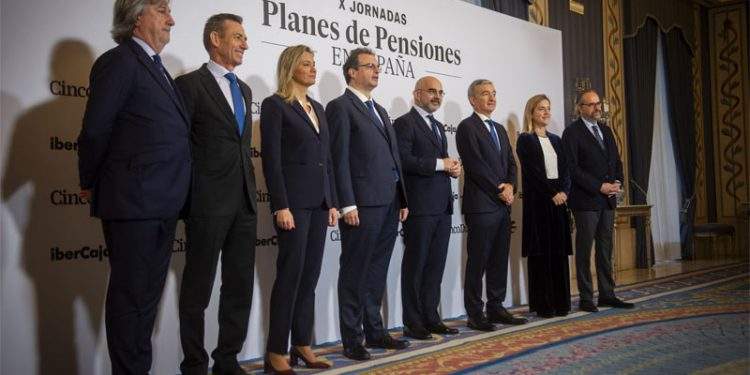 Ibercaja analiza las claves para garantizar el futuro del sistema de pensiones 1 jornada pensiones ibercaja