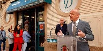 Zaragoza renovará la imagen exterior de los mercados privados que diseñarán jóvenes arquitectos