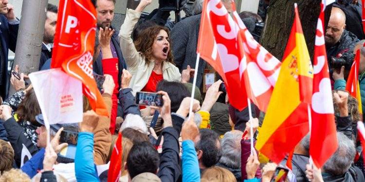 Ferraz dio aliento a Sánchez, pero la cúpula socialista no transmite optimismo