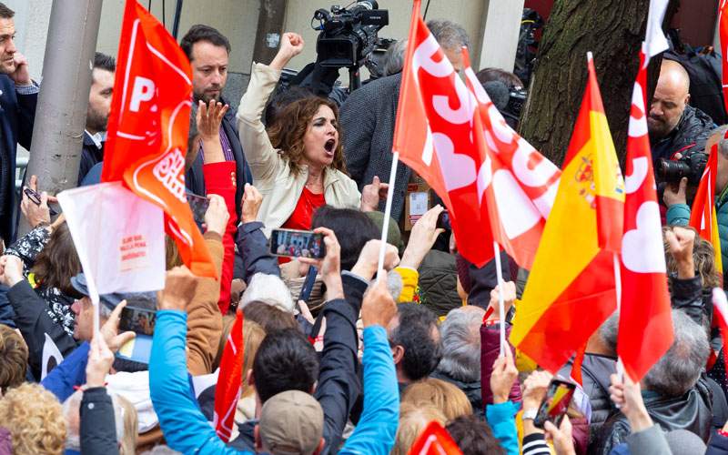 Ferraz dio aliento a Sánchez, pero la cúpula socialista no transmite optimismo