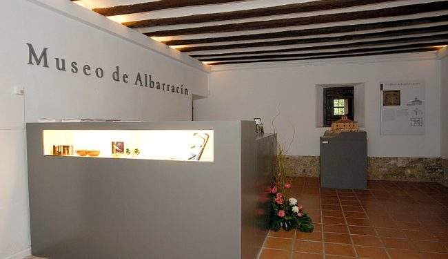La exposición 'Entre llamas y fogones' llega al Museo de Albarracín 1 La exposición ‘Entre llamas y fogones’ llega al Museo de Albarracín
