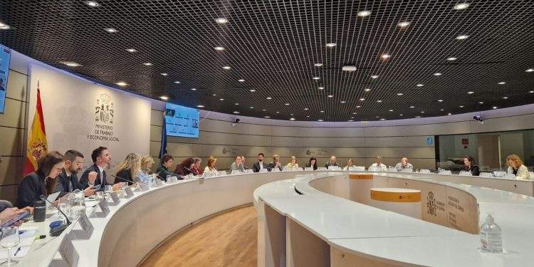 El Ministerio de Educación detalla nuevas iniciativas en el PERTE de Economía Social y de los Cuidados 1 El Ministerio de Educación detalla nuevas iniciativas en el PERTE de Economía Social y de los Cuidados