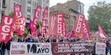 Los sindicatos reclaman el pleno empleo en la manifestación de Zaragoza por el 1º de Mayo